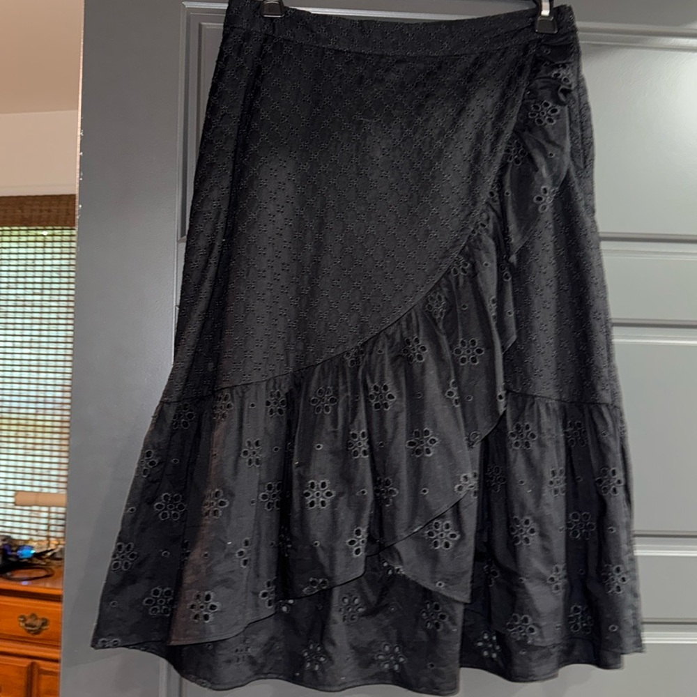 Black eyelet loft skirt faux wrap
